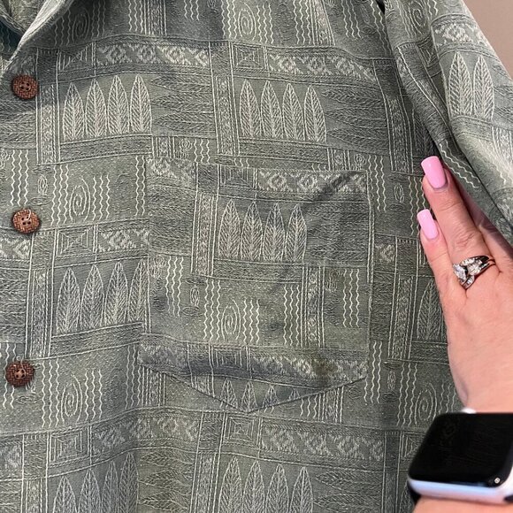 Men's St. John's Bay Silk Sage Green Button Down, Short Sleeve, Size Large - Picture 5 of 10